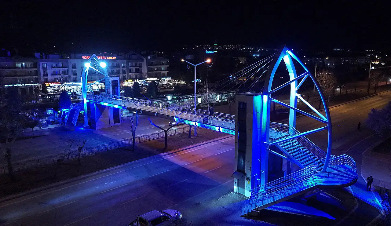 Konya maviye büründü