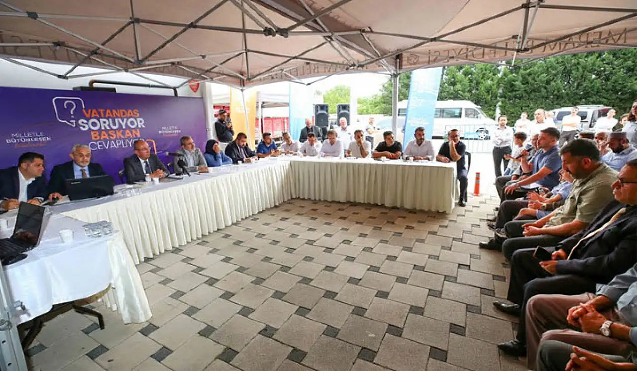 Meram'da mikrofon vatandaşa verildi