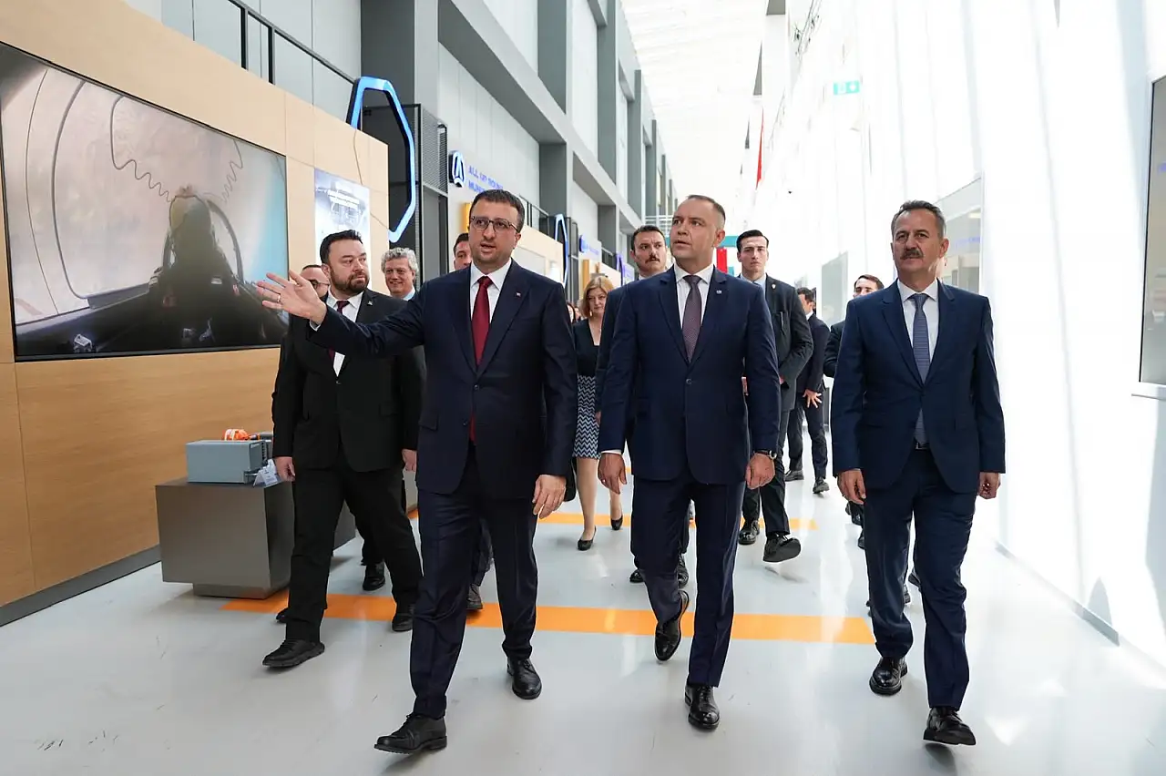 Polonya Lideri Milli Teknolojileri İnceledi