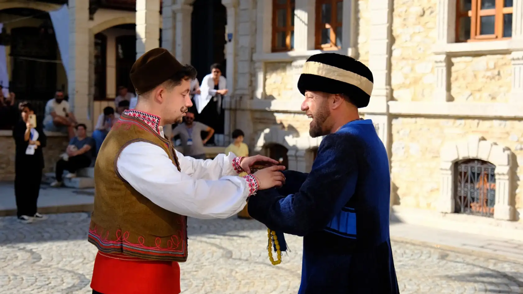 Konya'da göz kamaştıran festivalden renkli anlar