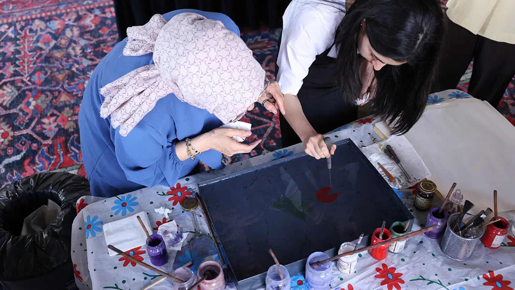 Konya'da festival coşkusu: Mukaddes Emanetler ziyarete açıldı