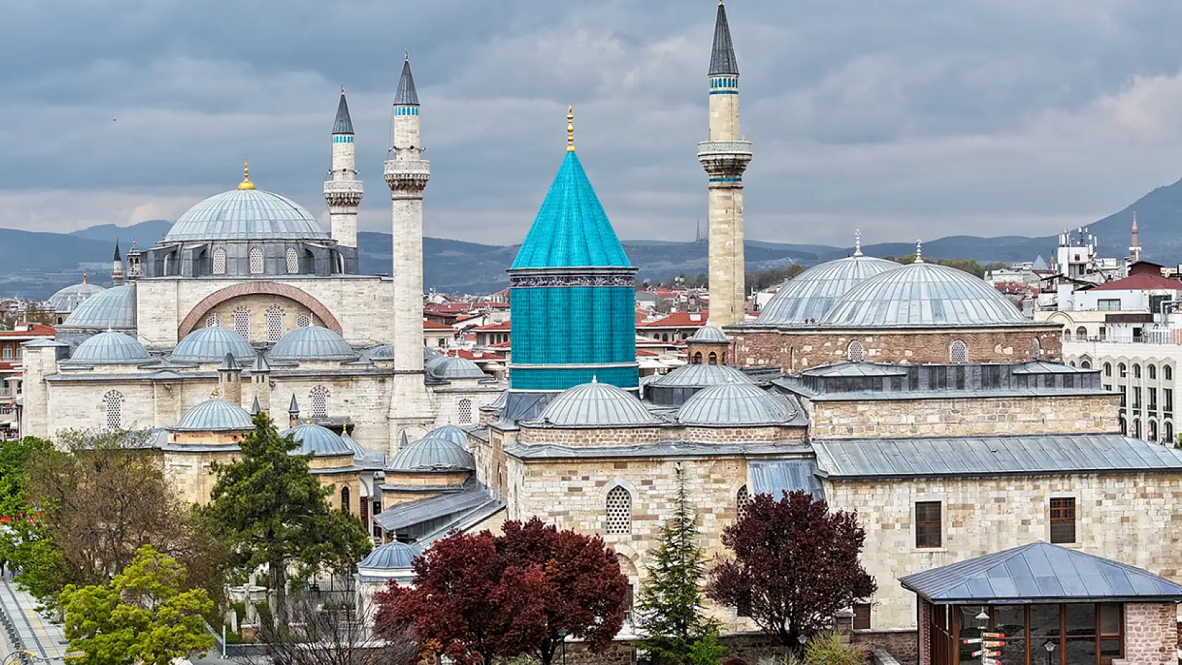 Mevlana'nın eski el yazmaları güvende: Konya'da işte böyle korunuyor
