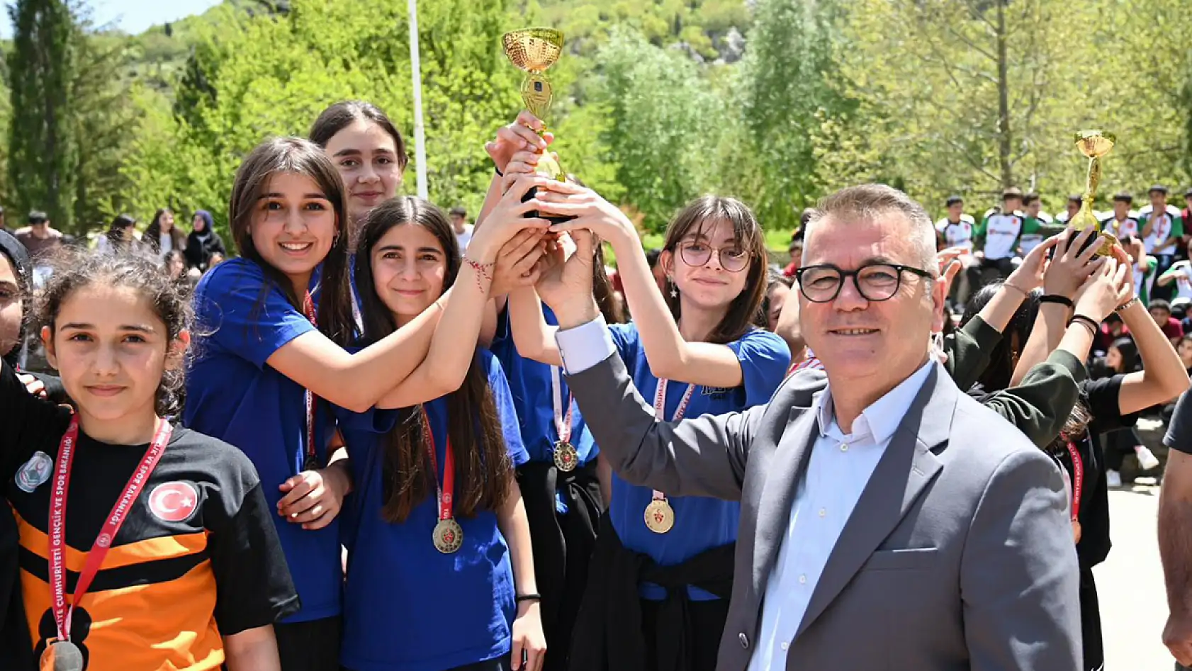 Konya'da gençler doğaya meydan okudu
