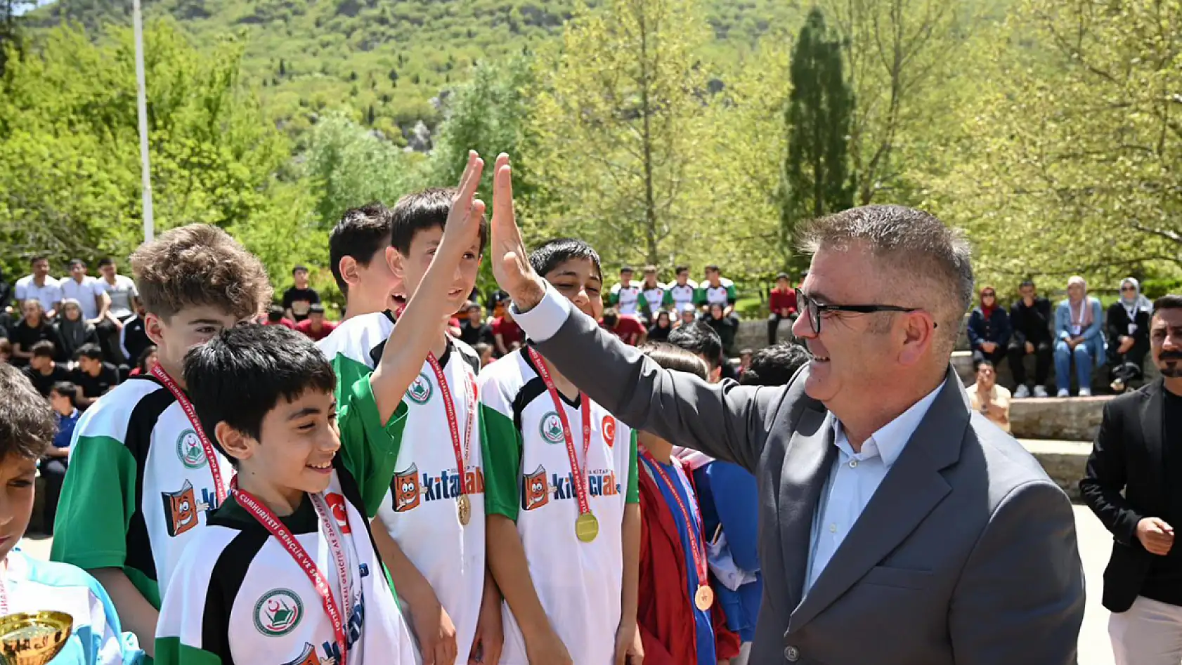Konya'da gençler doğaya meydan okudu