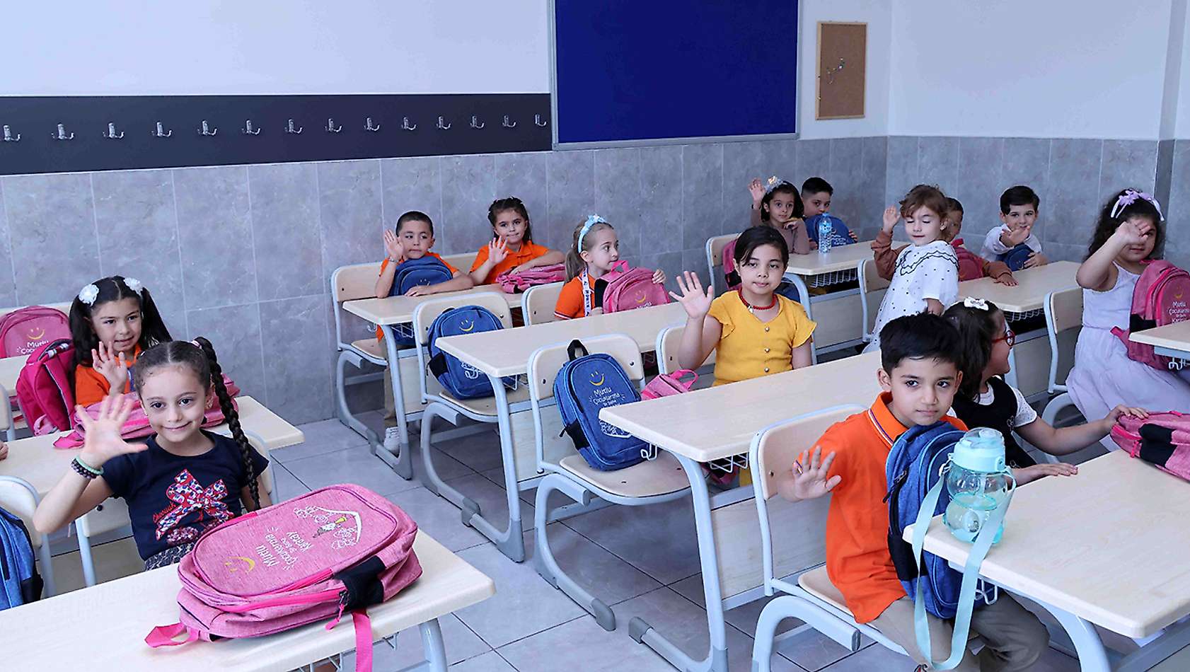 Karatay'da 9 bin öğrenciye sürpriz