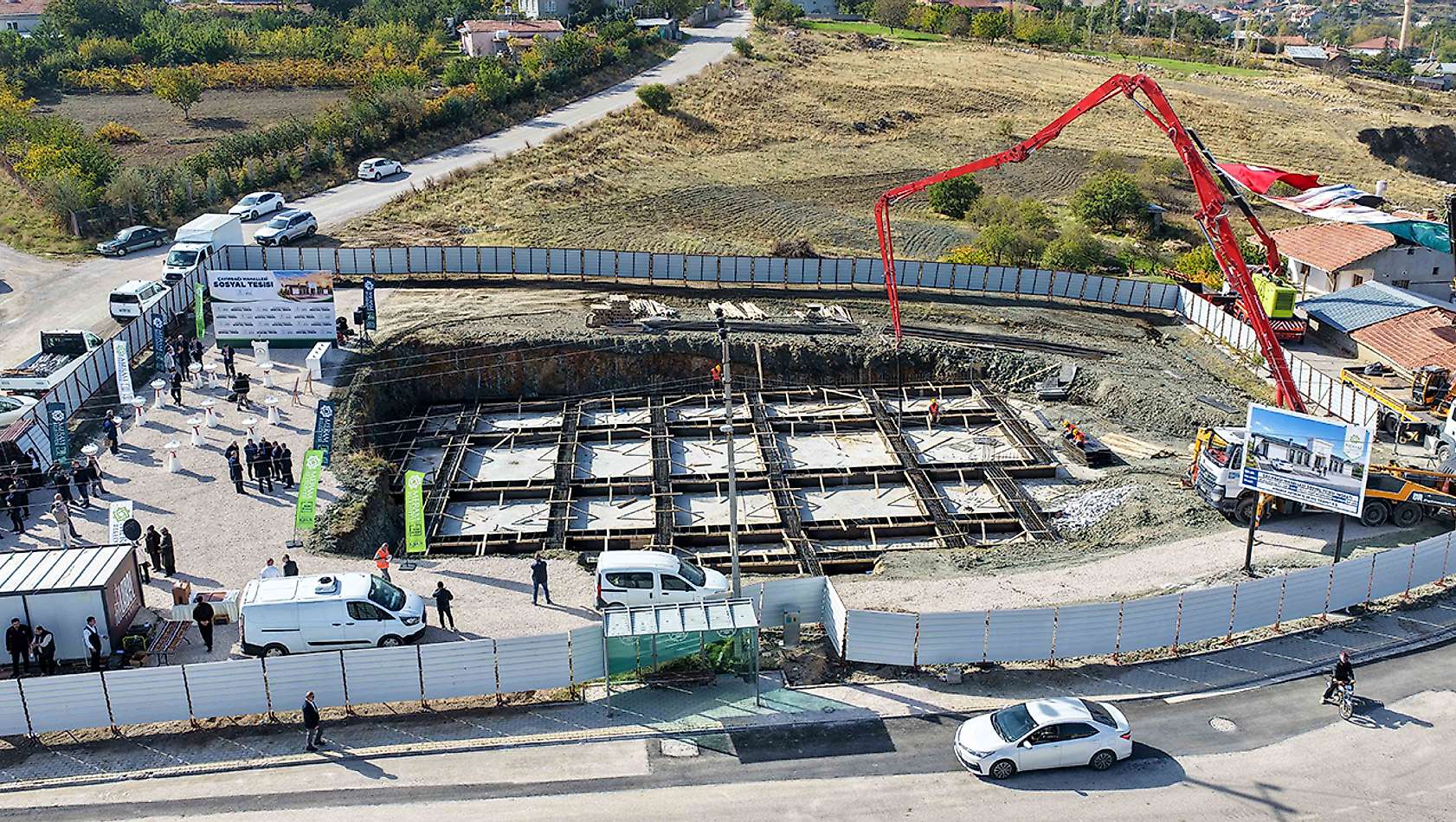 Konya'da bir mahalleye daha sosyal tesis müjdesi!