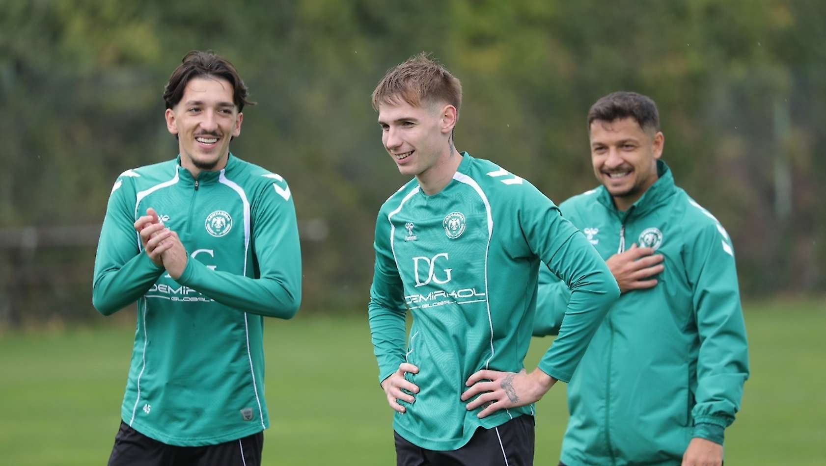 Konyaspor pas ve şut çalıştı