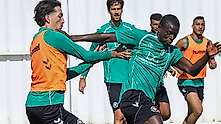 Konyaspor, Gençlerbirliği'ne bileniyor