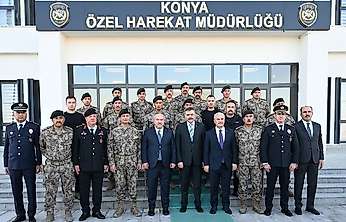 Bakan Çiftçi Konya'da 'Kahramanların Ocağı'nda