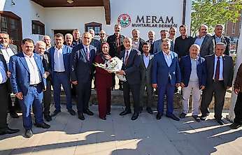 Başkan Kavuş muhtarlarla bir araya geldi