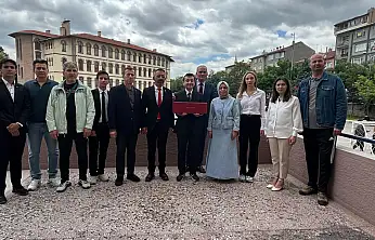 Çanakkale ruhunu taşıyan bayrak Konya'da teslim alındı