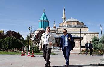 Fas'tan Konya'ya geldi! Mevlana'yla ilgili hedefi dikkat çekti
