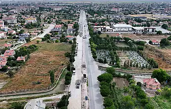 Karatay'da caddeler yeni sezona hazırlanıyor