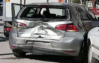 Konya'da 4 araç birbirine girdi