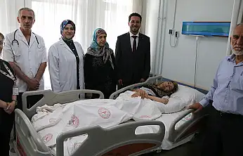 Konya'da 500 günlük tedavi zaferi! Alkış ve gözyaşlarıyla uğurlandı