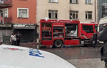 Konya'da apartmandaki yangın korkuttu