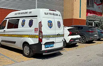 Konya'da AVM'de çıkan bıçaklı kavga can aldı