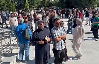 Konya'da AYT maratonu: Öğrenci son anda yetişti