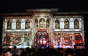 Konya'da drone ve video mapping şovu büyüledi