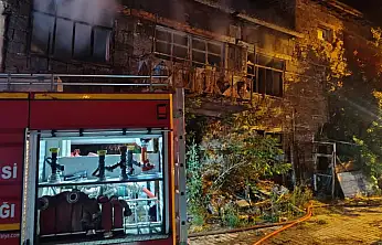 Konya'da evde çıkan yangın paniğe neden oldu