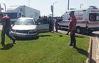 Konya'da feci kaza! Otomobil ile kamyon çarpıştı
