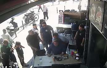 Konya'da kadının hayatını kurtaran polis o anları anlattı