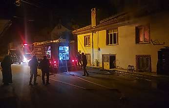 Konya'da sobadan çıkan yangın evi hasara uğrattı