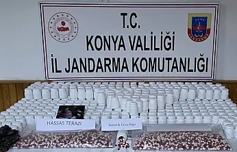 Konya'da uyuşturucu operasyonu: Binlerce hap ele geçirildi