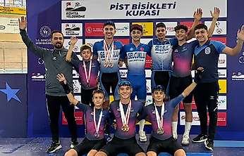 Konya'daki yarışlarda Selçuklu rüzgarı esti