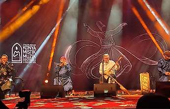 Konya Mistik Müzik'te 'Hun Huur Tu' mest etti