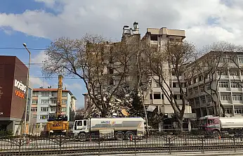 Konya'nın göbeğinde yıkım başladı