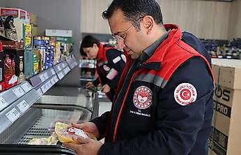 Konya Selçuklu'da market denetimleri sürüyor
