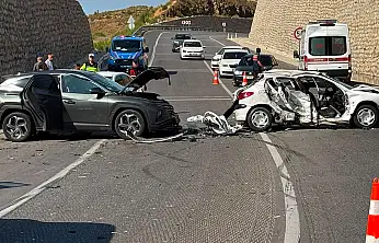 Konya yolunda feci kaza! Karşı şeride geçip 3 araca çarptı