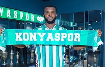 Konyaspor'da Awaziem imzayı attı
