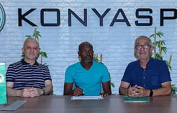 Konyaspor'da geleceğe atılan imza