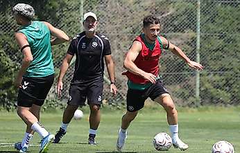 Konyaspor, Kocaeli maçının taktiğini denedi