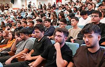 KTÜN'de yeni öğrenciler kampüsü tanımaya başladı