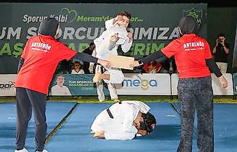 MEGA Yaz Spor Okulları'ndan görkemli final