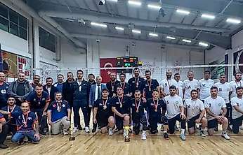 Meram Belediyesi voleybolda Konya ikincisi oldu