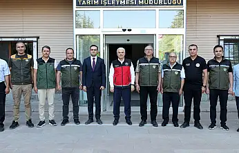 Vali Akın'dan hasat sezonuna yakın takip