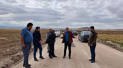 Cihanbeyli'de yol çalışmaları hızla devam ediyor