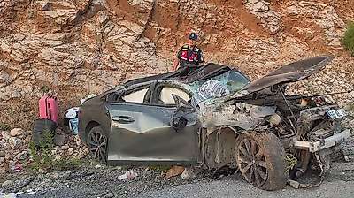 Konya-Antalya yolunda feci kaza: 1 ölü, 2 yaralı