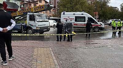 Konya'da acı kaza! Yolun karşısına geçmek isteyen yaşlı kadın can verdi
