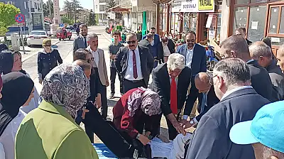Konya'da öğrenci bayıldı, ilk müdahaleye belediye başkanı koştu