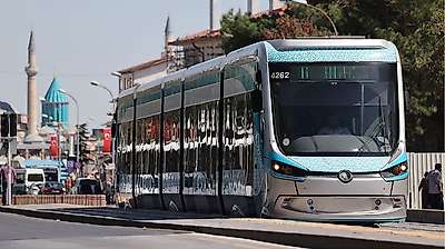 Konya'daki tramvay seferlerine fırtına engeli