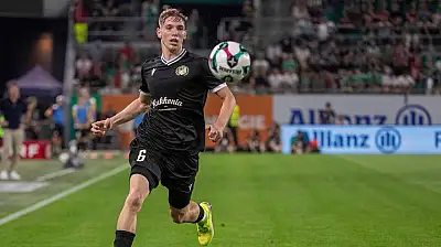 Konyaspor'a Toth geliyor