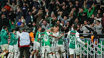 Konyaspor taraftarına veda ediyor