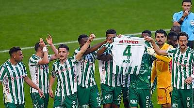 Konyaspor'un file bekçisi sabır istedi!