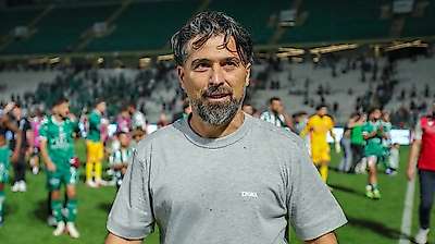 Konyaspor'un teknik patronu Palut: Destek beni duygulandırdı