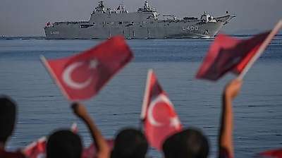 Türk donanması gövde gösterisi yaptı